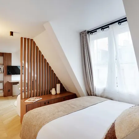 Cosy & Modern - 2p - Saint Lazare 8eme Vakantiehuis *